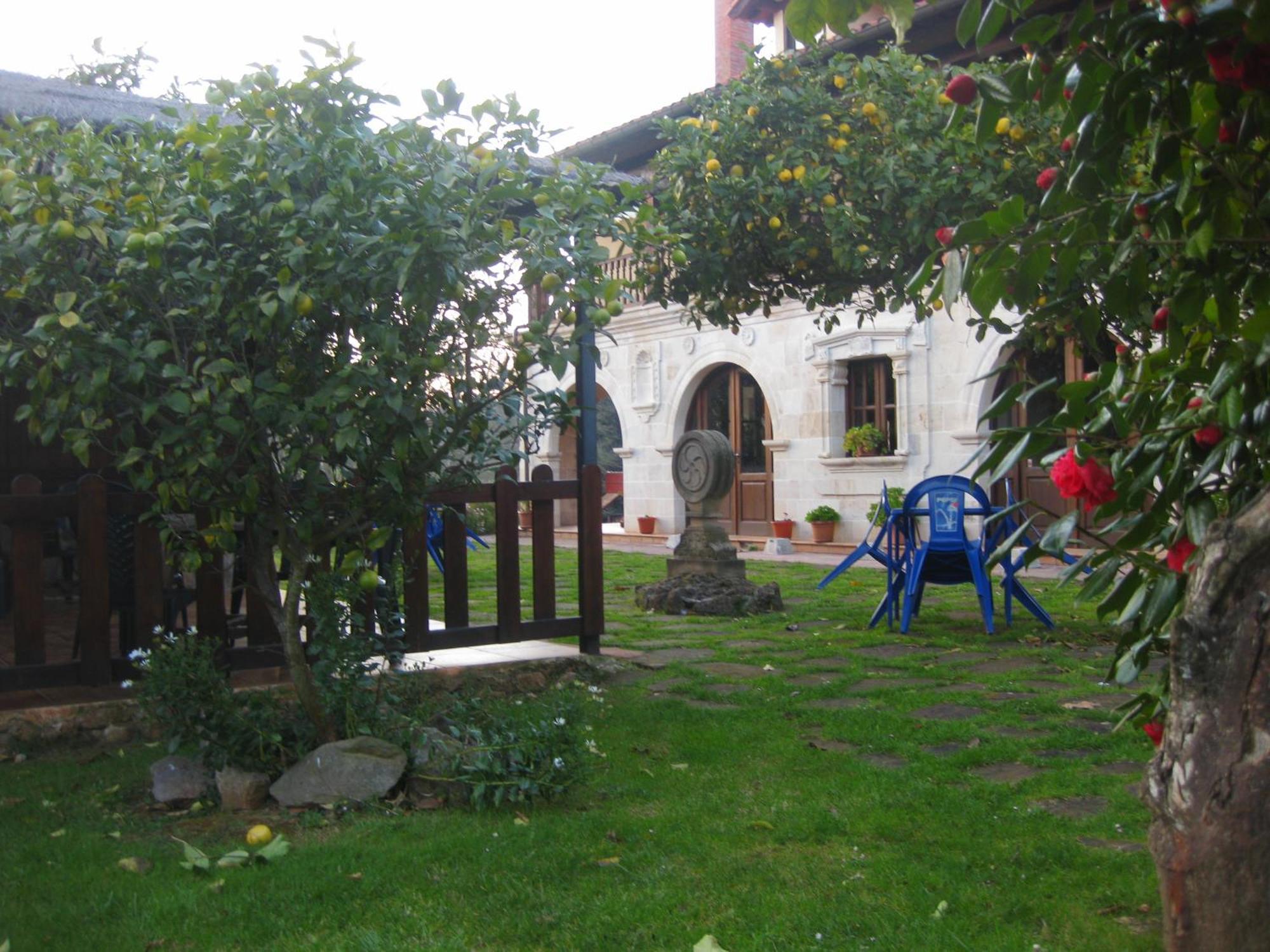 Apartamentos La Ceña Novales Exterior foto